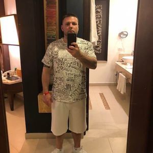 Meet your Posher, Brory